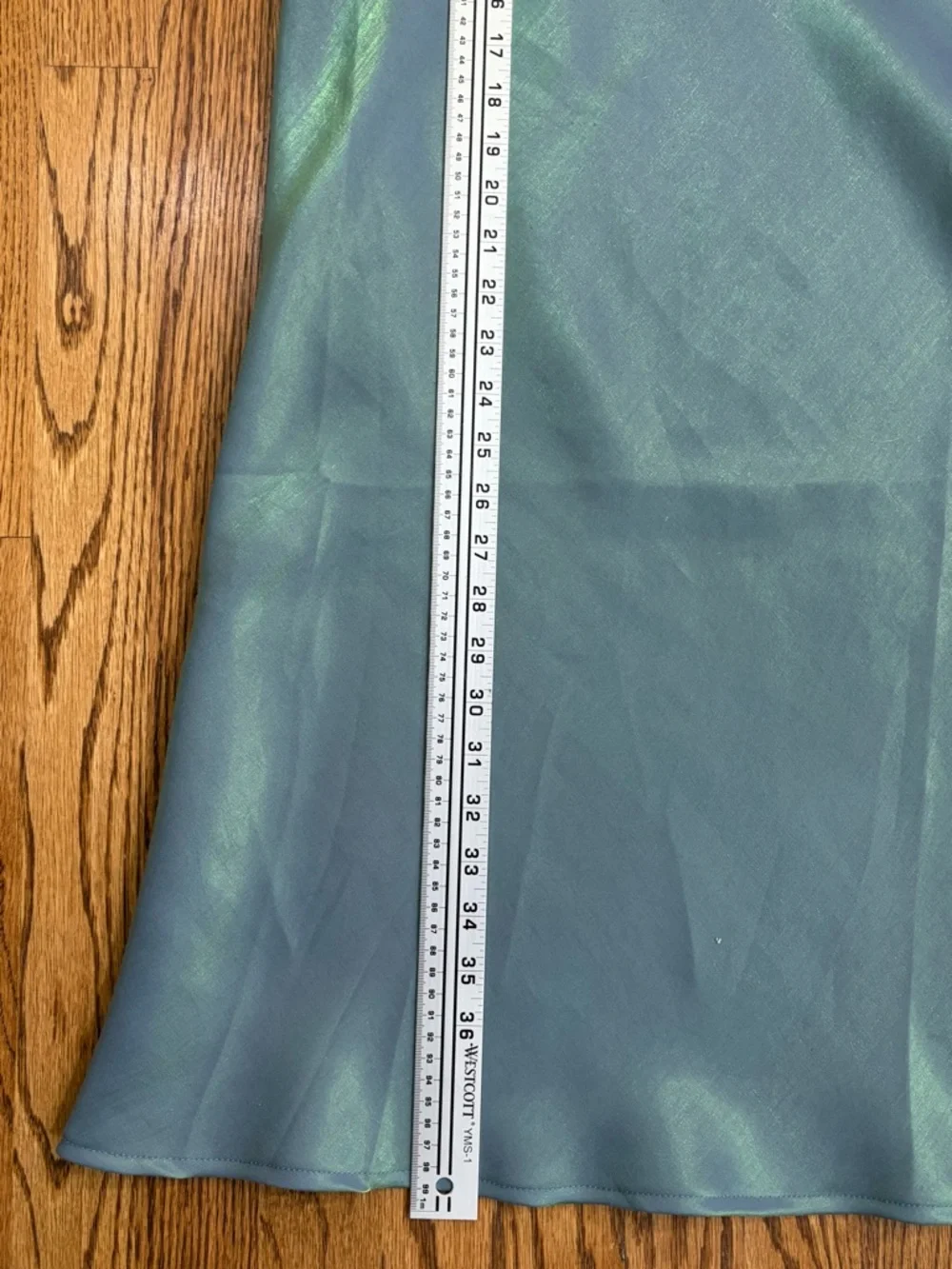 Lenni Iridescent Fame Maxi Skirt - Picture 10 of 14